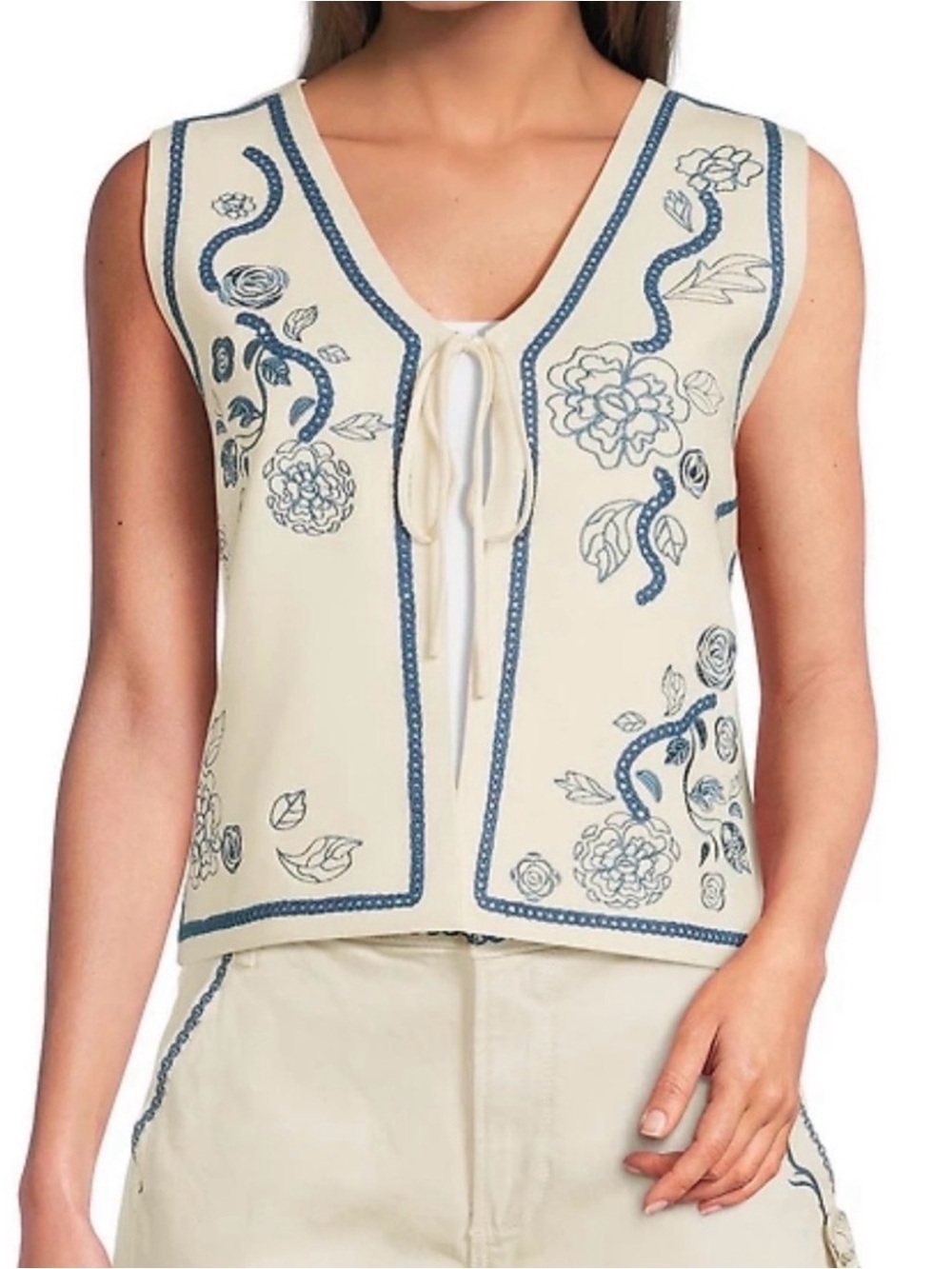 $108 NWT: Driftwood Ravishing Roset Tie Front Sweater Vest in white